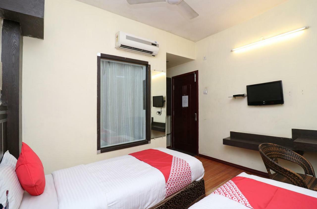 Oyo 22034 Hotel Kanisshk International Rourkela ภายนอก รูปภาพ